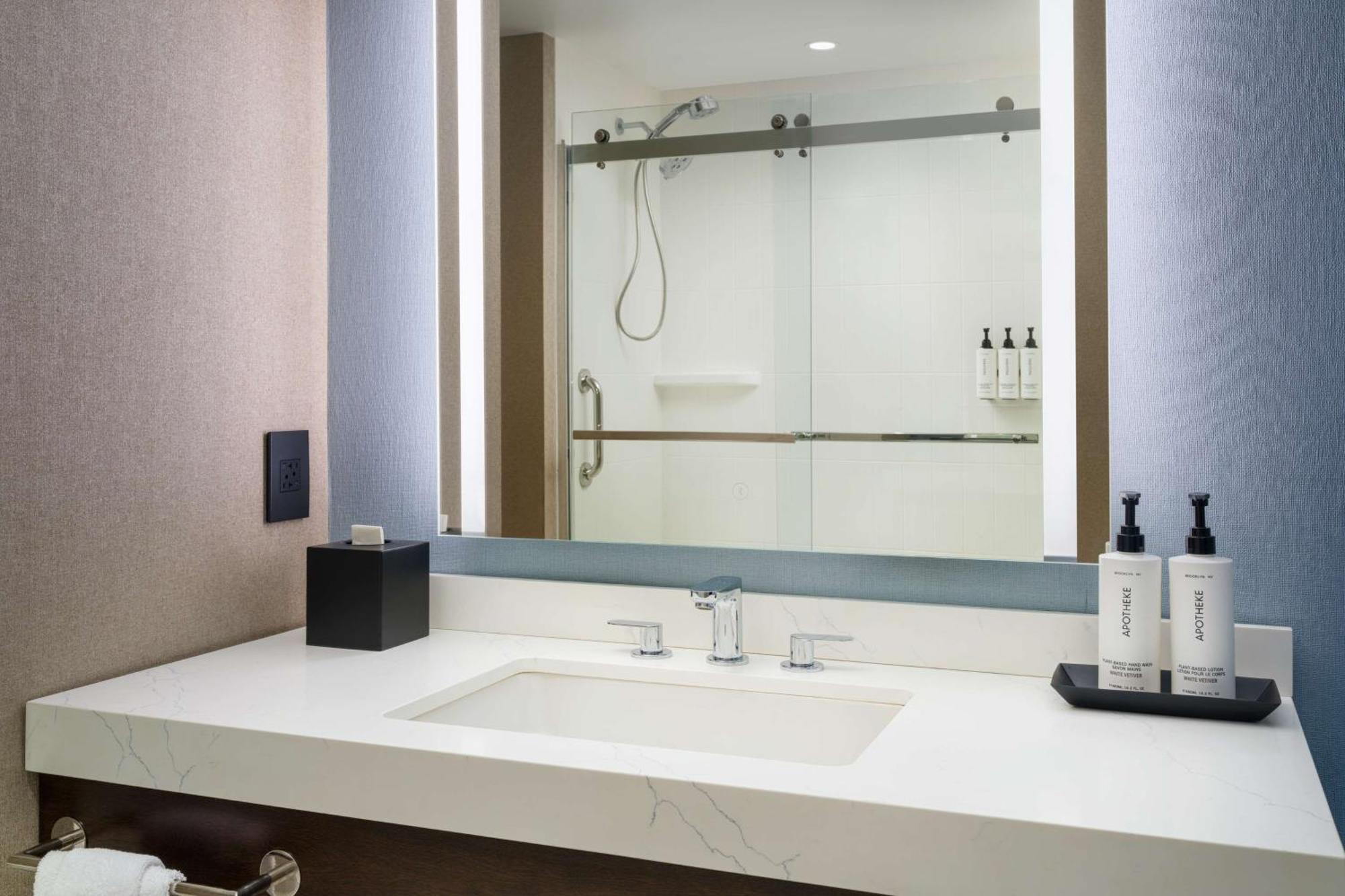 Hotel Tempo By Hilton Raleigh Downtown Extérieur photo