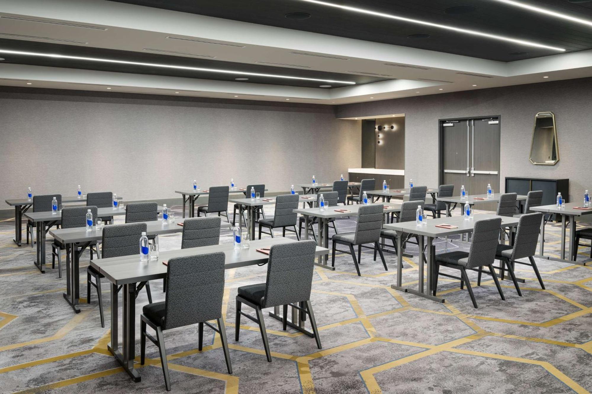 Hotel Tempo By Hilton Raleigh Downtown Extérieur photo